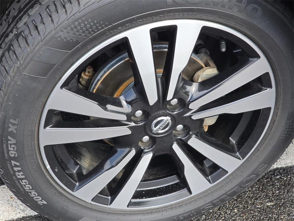 used 2019 Nissan Kicks car, priced at $12,277
