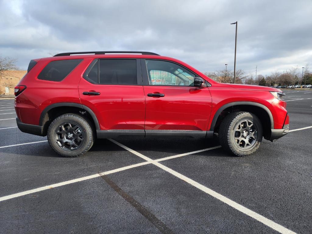 new 2025 Honda Pilot car, priced at $51,250