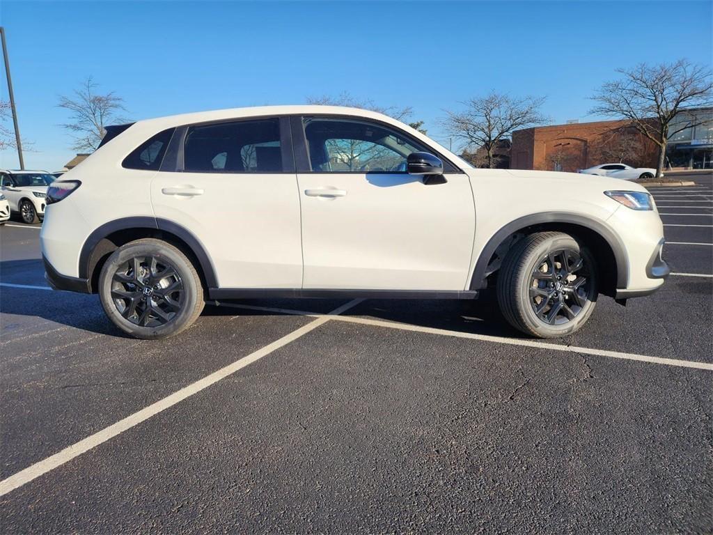 new 2025 Honda HR-V car, priced at $30,350