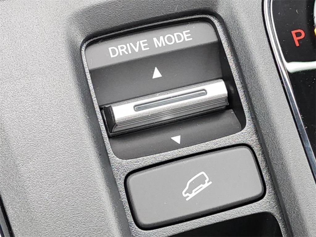 new 2026 Honda CR-V Hybrid car, priced at $41,675