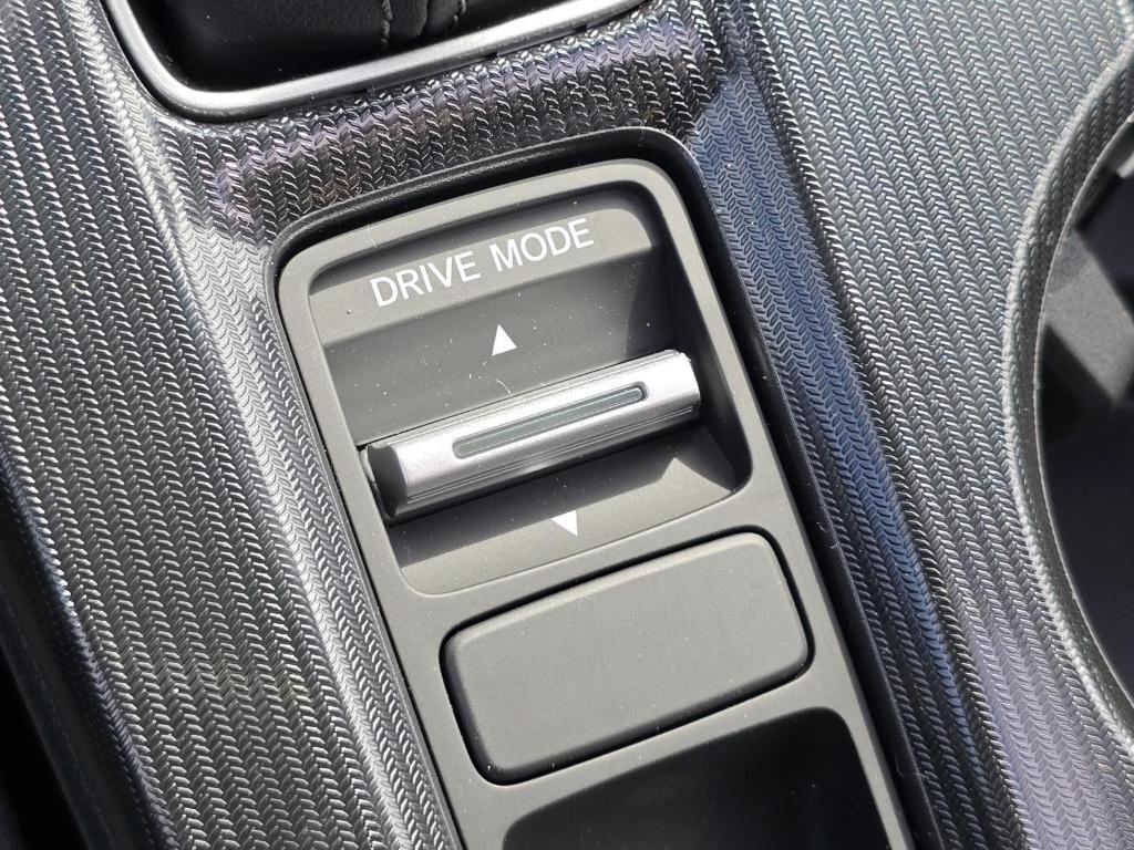 new 2025 Honda Civic Hybrid car, priced at $30,555