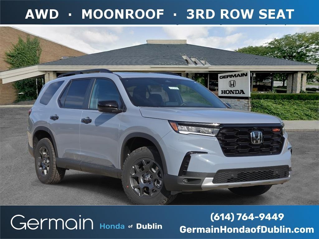 new 2025 Honda Pilot car, priced at $51,050