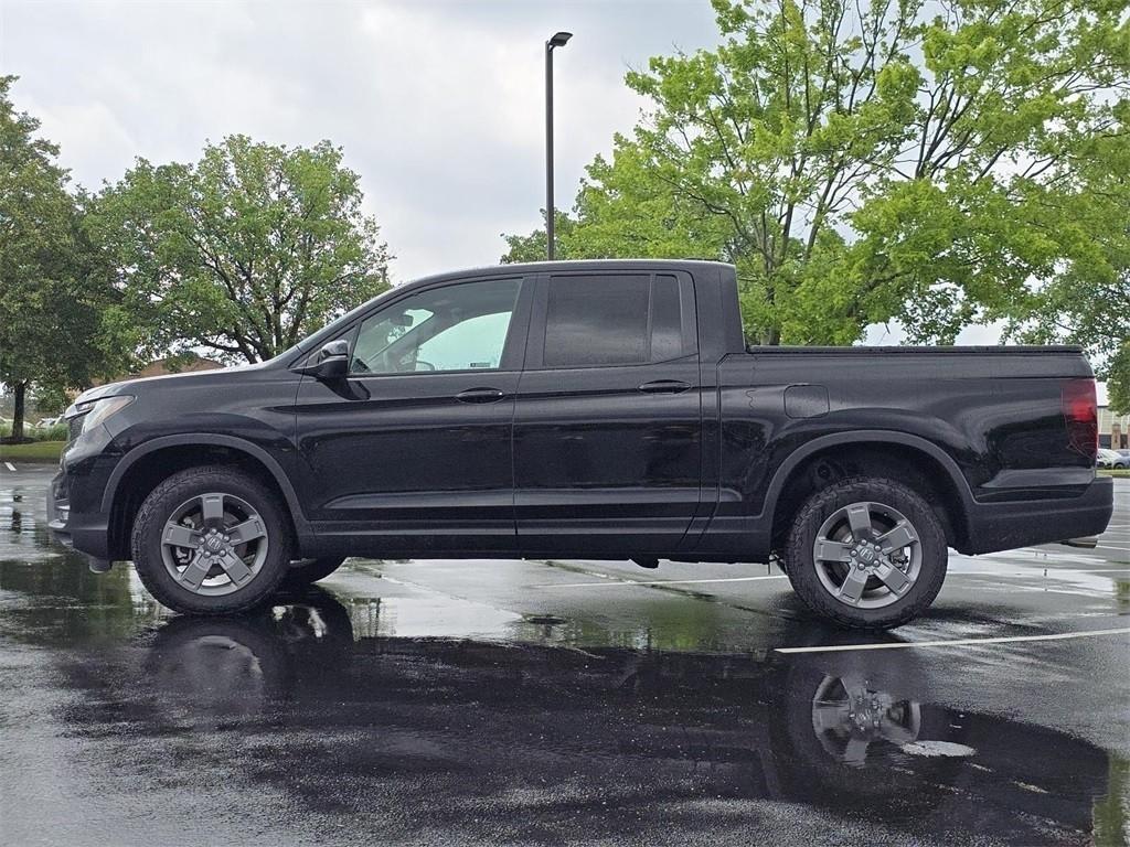 new 2025 Honda Ridgeline car, priced at $47,330