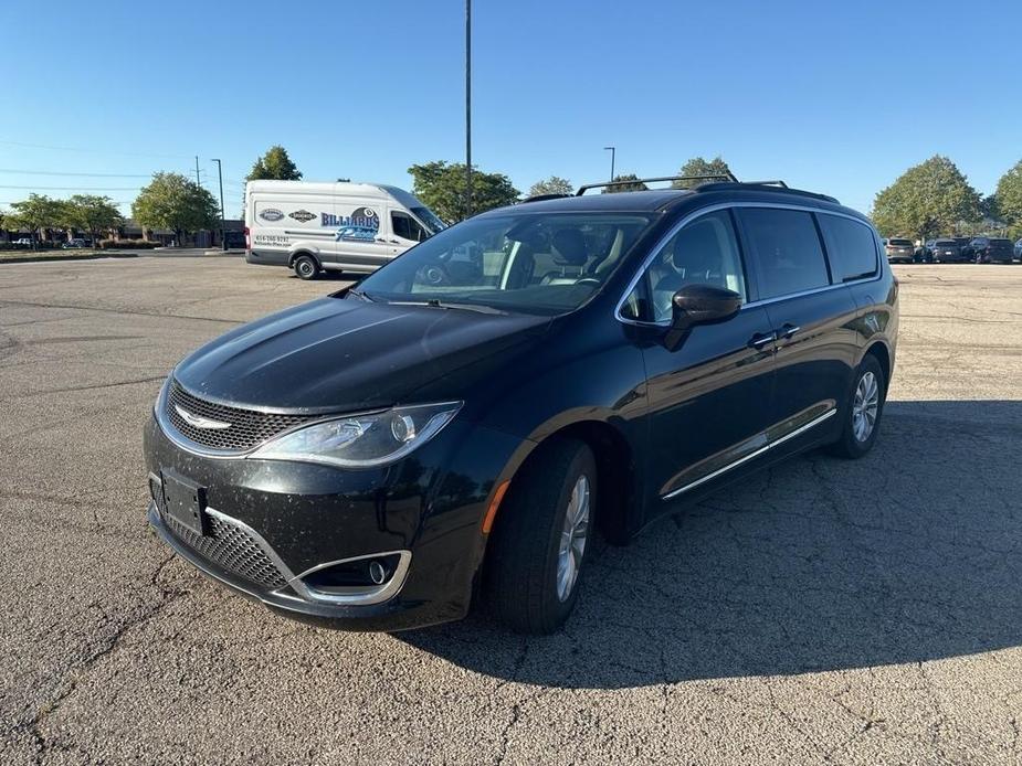 used 2017 Chrysler Pacifica car, priced at $10,557