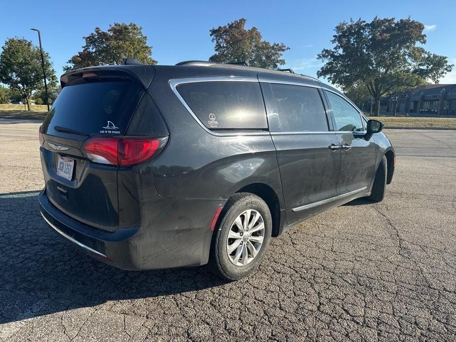 used 2017 Chrysler Pacifica car, priced at $10,557