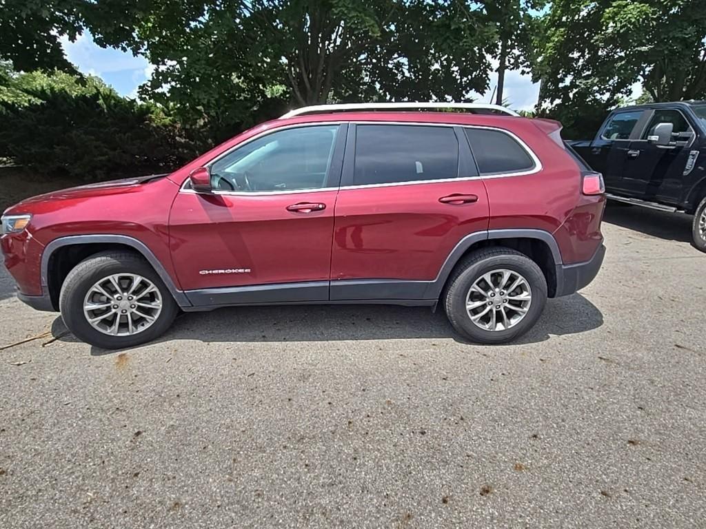 used 2019 Jeep Cherokee car, priced at $18,697