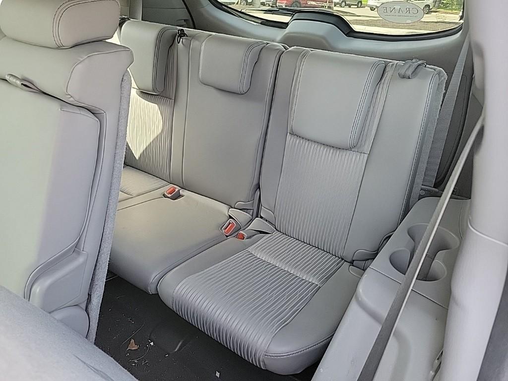 used 2015 Toyota Highlander car, priced at $15,737