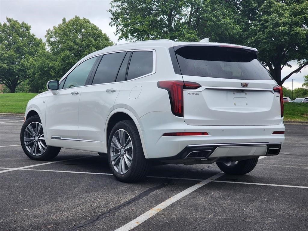 used 2022 Cadillac XT6 car, priced at $34,697