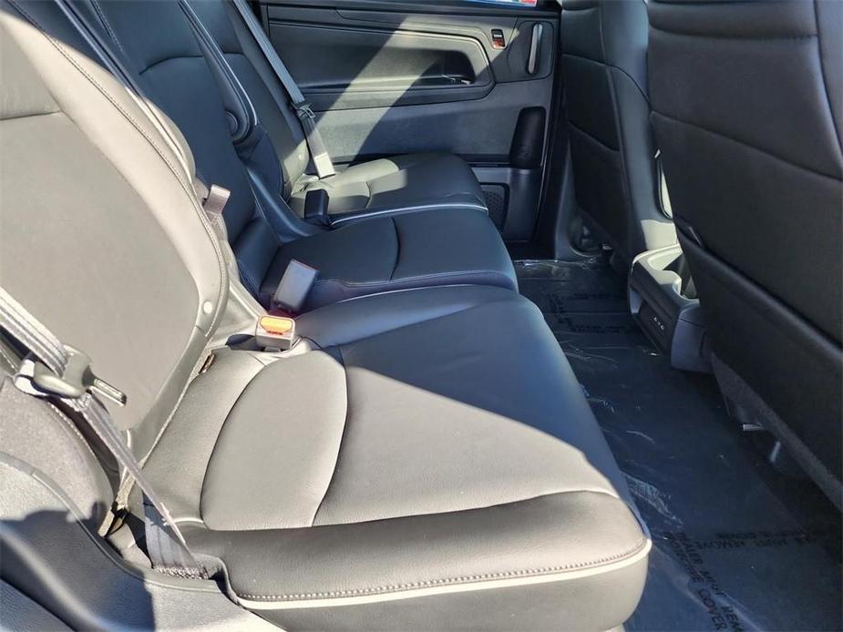 new 2025 Honda Odyssey car, priced at $48,005