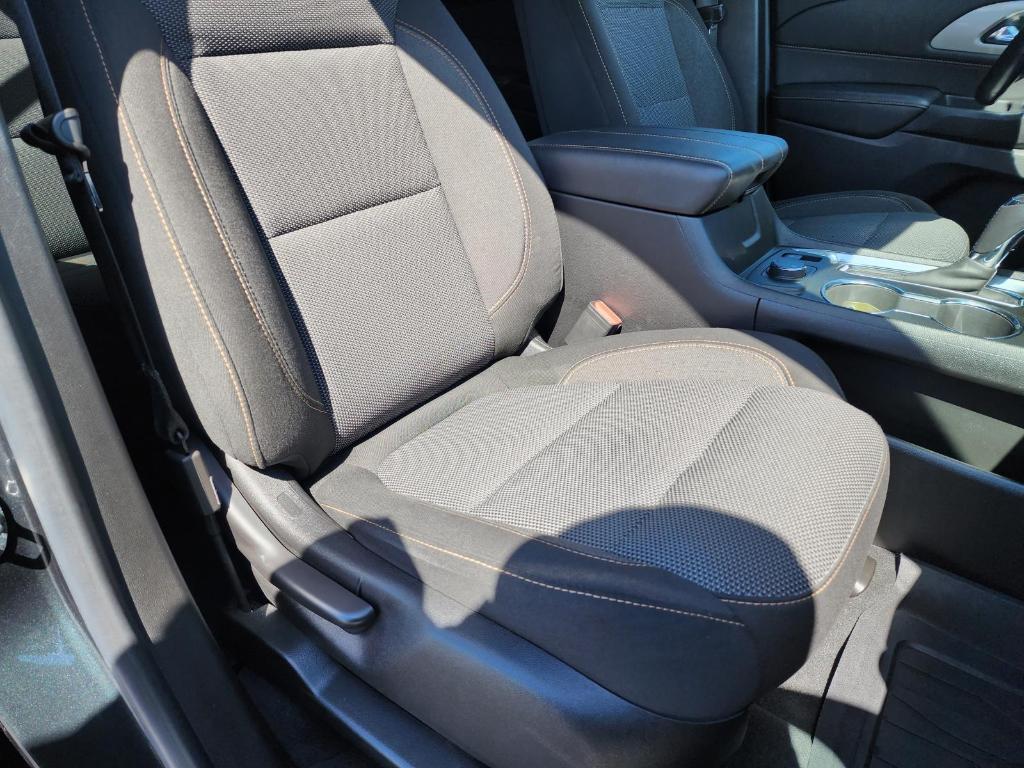 used 2019 Chevrolet Traverse car, priced at $18,887