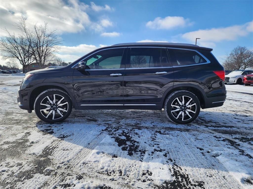 used 2022 Honda Pilot car, priced at $36,200