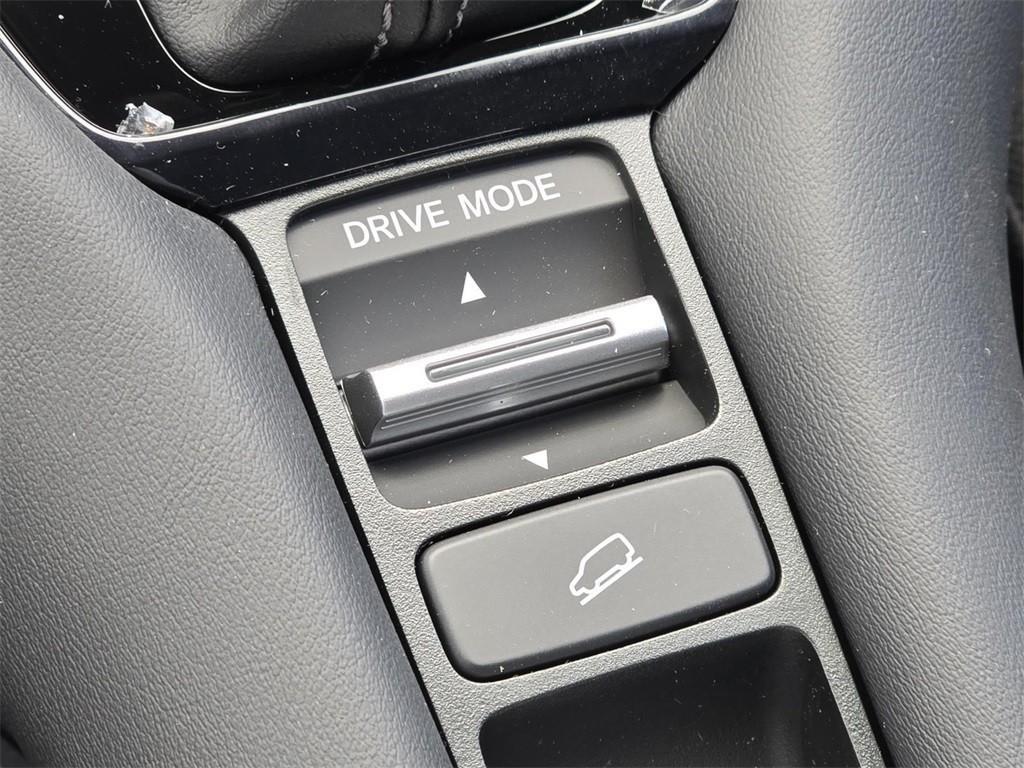 new 2025 Honda HR-V car, priced at $28,750