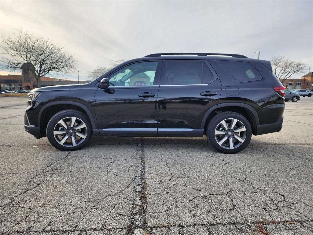 new 2025 Honda Pilot car, priced at $51,780