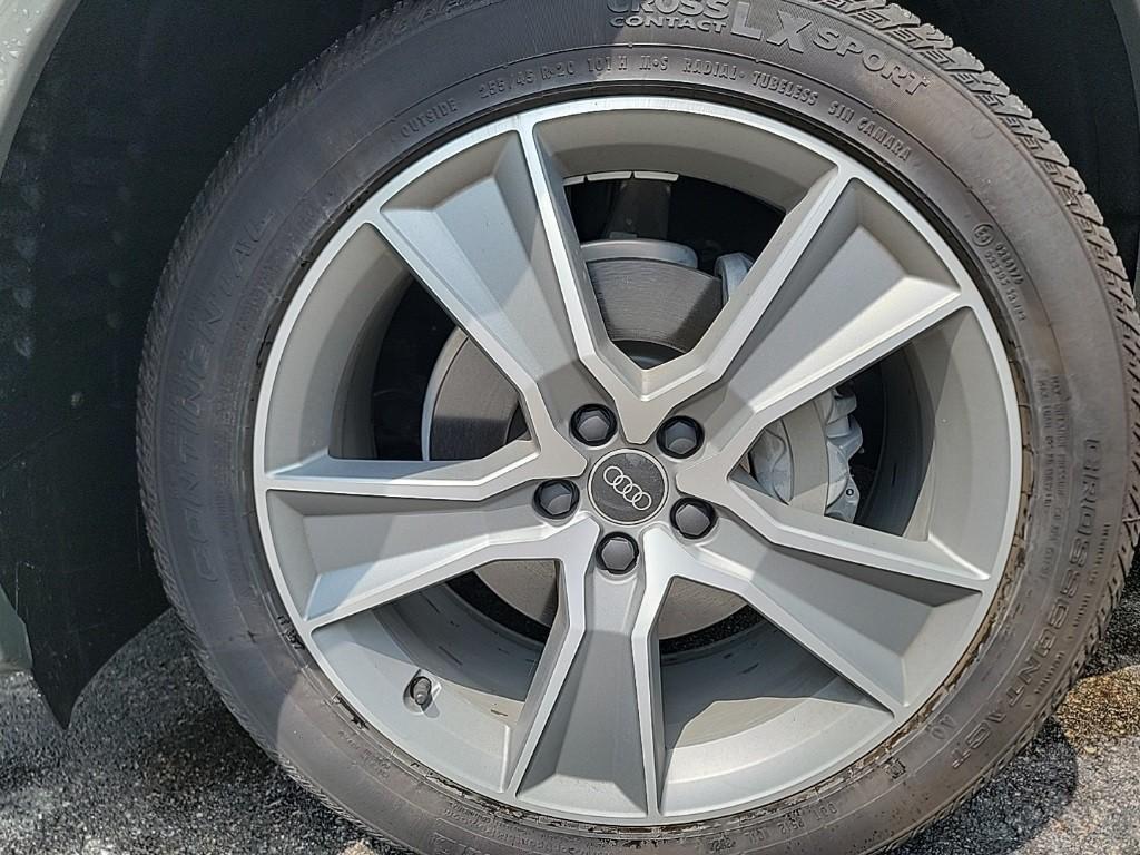 used 2025 Audi Q5 car, priced at $45,997