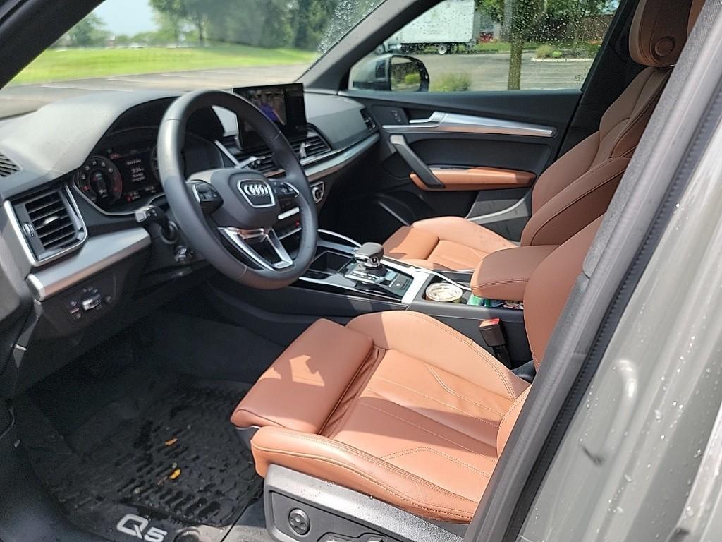 used 2025 Audi Q5 car, priced at $45,997