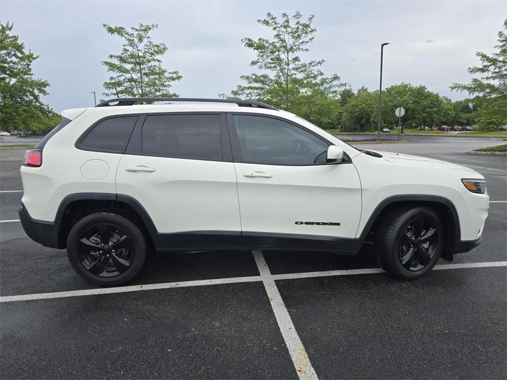 used 2019 Jeep Cherokee car, priced at $13,557