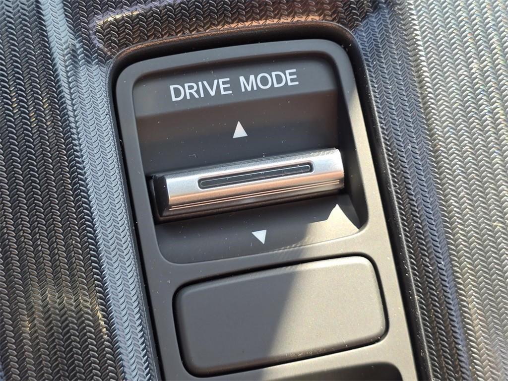 new 2025 Honda Civic Hybrid car, priced at $33,555