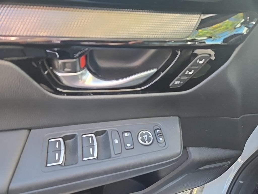 used 2023 Honda CR-V car, priced at $30,590