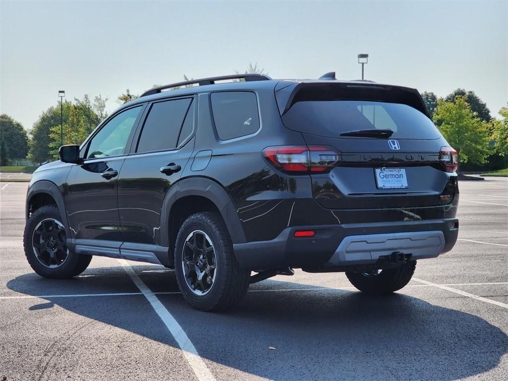 new 2025 Honda Pilot car, priced at $53,025