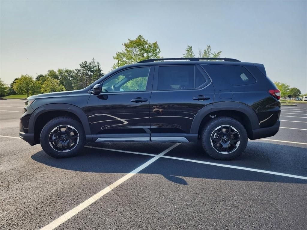 new 2025 Honda Pilot car, priced at $53,025