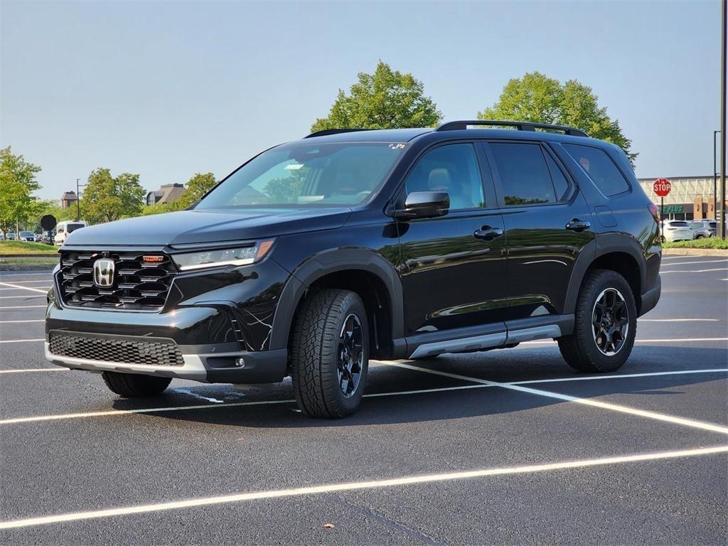 new 2025 Honda Pilot car, priced at $53,025