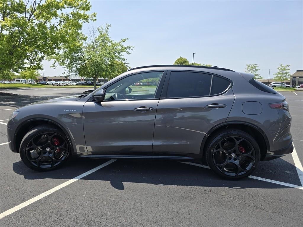 used 2024 Alfa Romeo Stelvio car, priced at $36,887