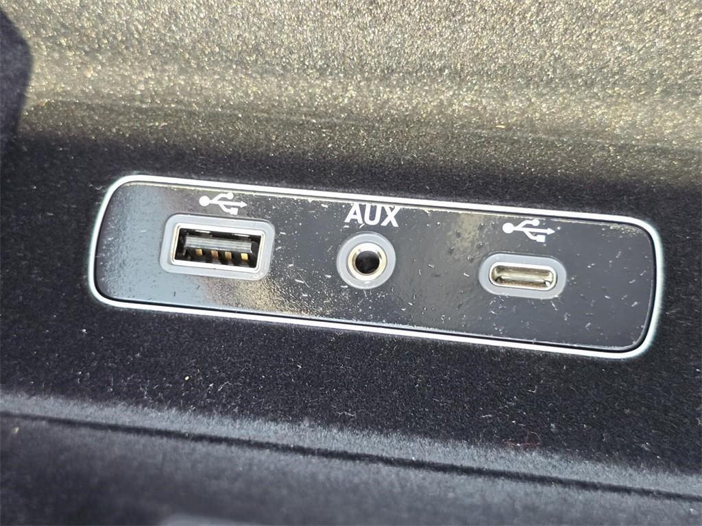 used 2024 Alfa Romeo Stelvio car, priced at $36,887