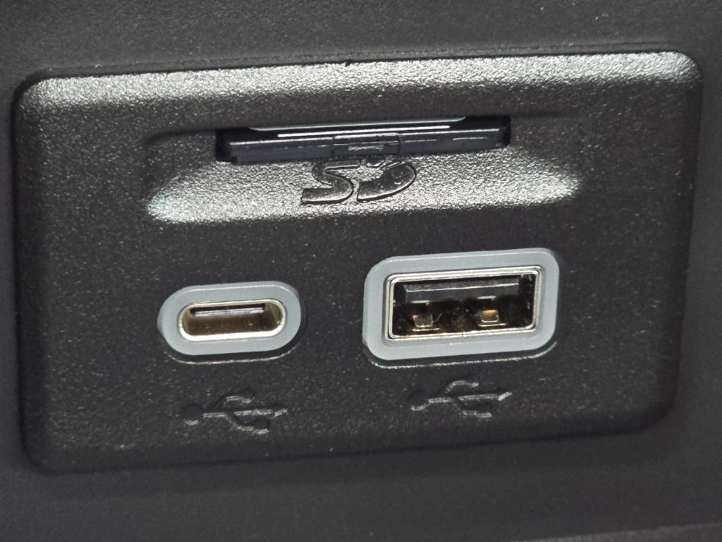 used 2021 Buick Envision car, priced at $24,597