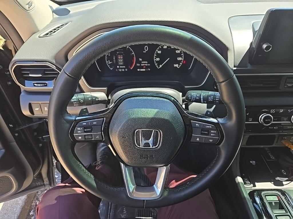used 2023 Honda Pilot car, priced at $42,757