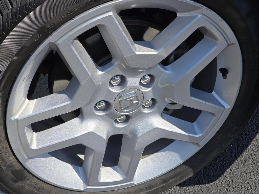 used 2025 Honda Passport car, priced at $38,277