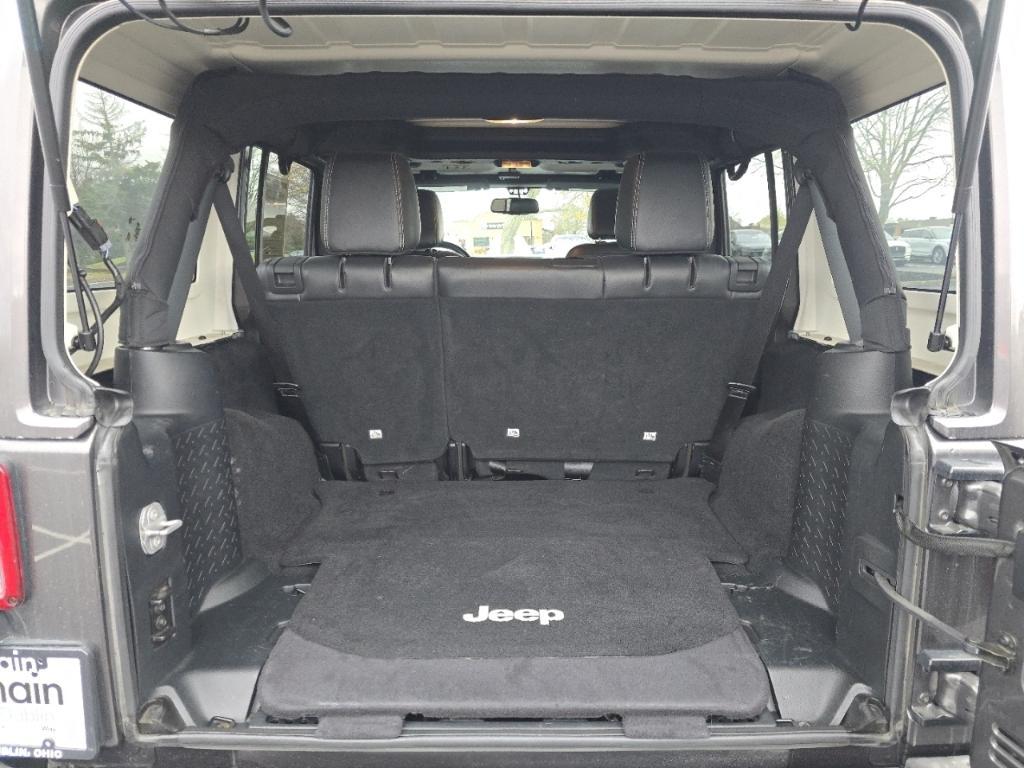 used 2016 Jeep Wrangler Unlimited car, priced at $18,727