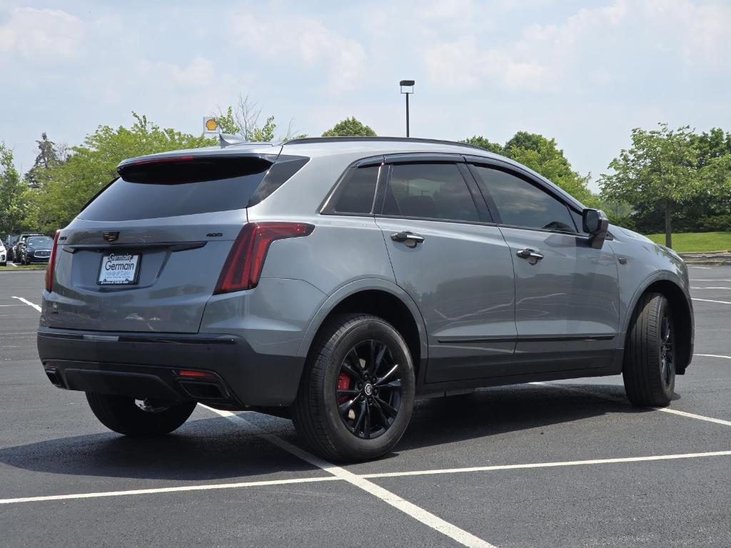 used 2022 Cadillac XT5 car, priced at $35,000