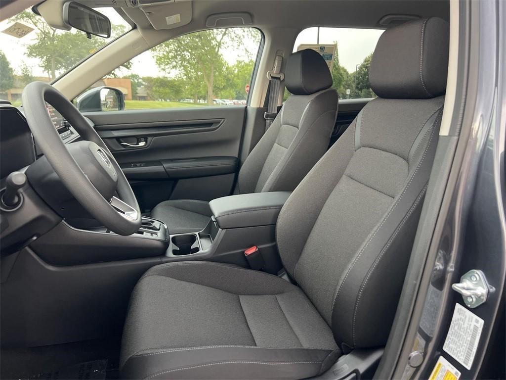 new 2025 Honda CR-V car, priced at $32,995