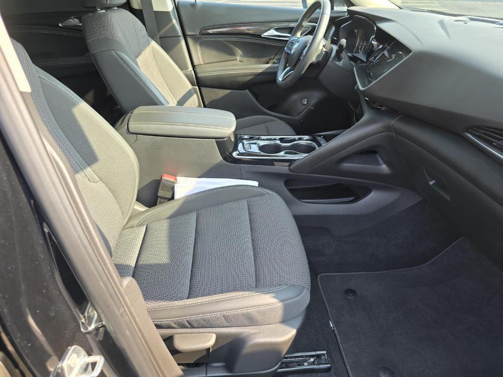 used 2022 Buick Envision car, priced at $23,000