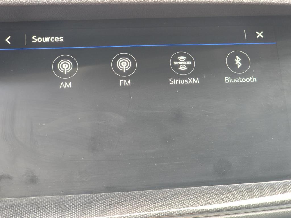 used 2022 Buick Envision car, priced at $23,000