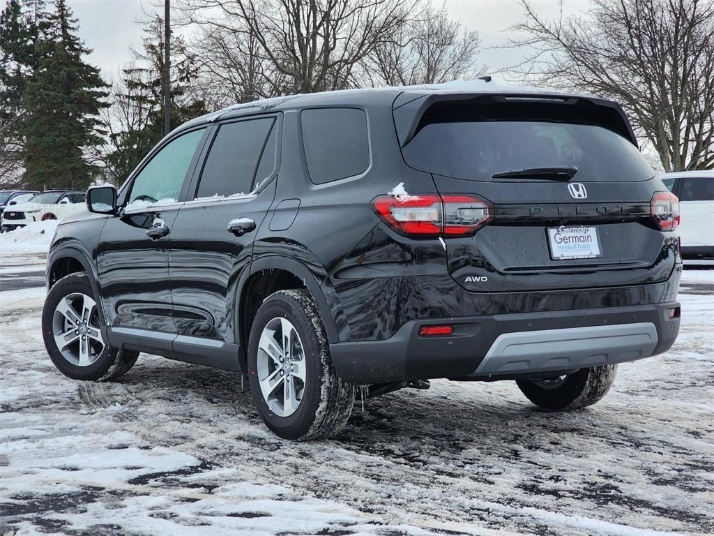 new 2025 Honda Pilot car, priced at $46,995