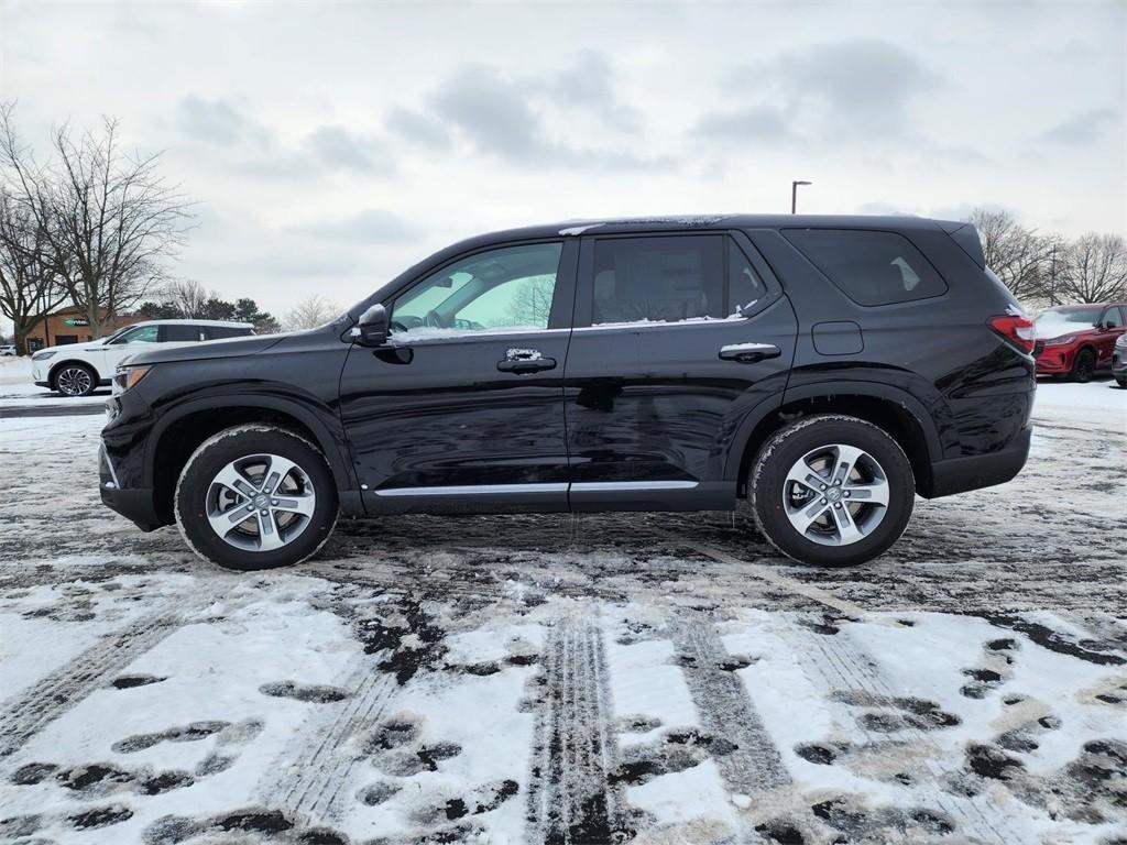 new 2025 Honda Pilot car, priced at $46,995