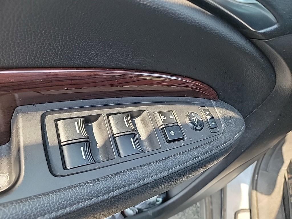 used 2016 Acura MDX car, priced at $14,377