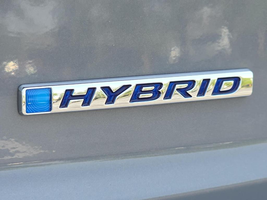 new 2025 Honda Civic Hybrid car, priced at $30,555