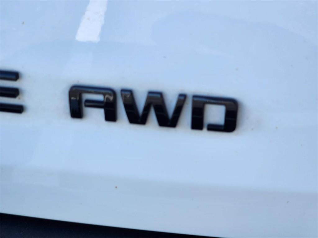 used 2022 Chevrolet Traverse car, priced at $32,557