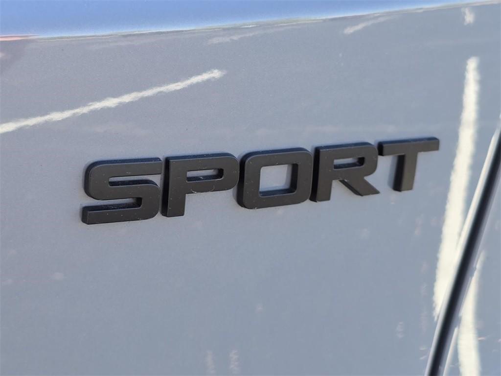 new 2025 Honda CR-V Hybrid car, priced at $38,000