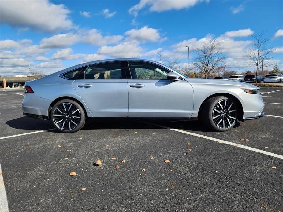 new 2025 Honda Accord Hybrid car, priced at $40,395