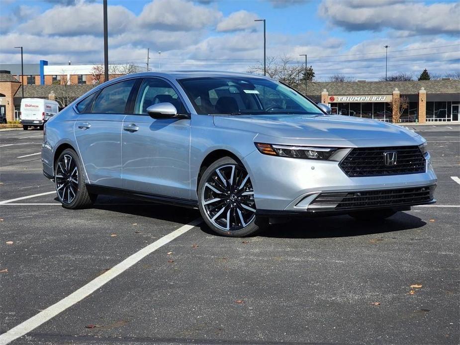 new 2025 Honda Accord Hybrid car, priced at $40,395