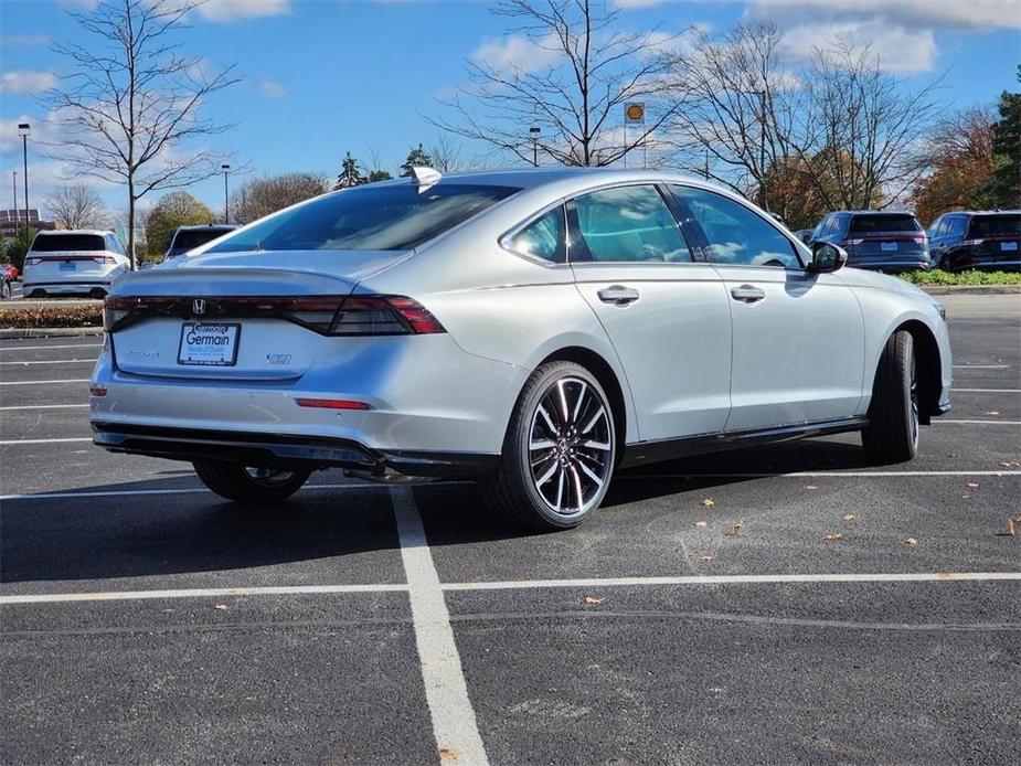 new 2025 Honda Accord Hybrid car, priced at $40,395