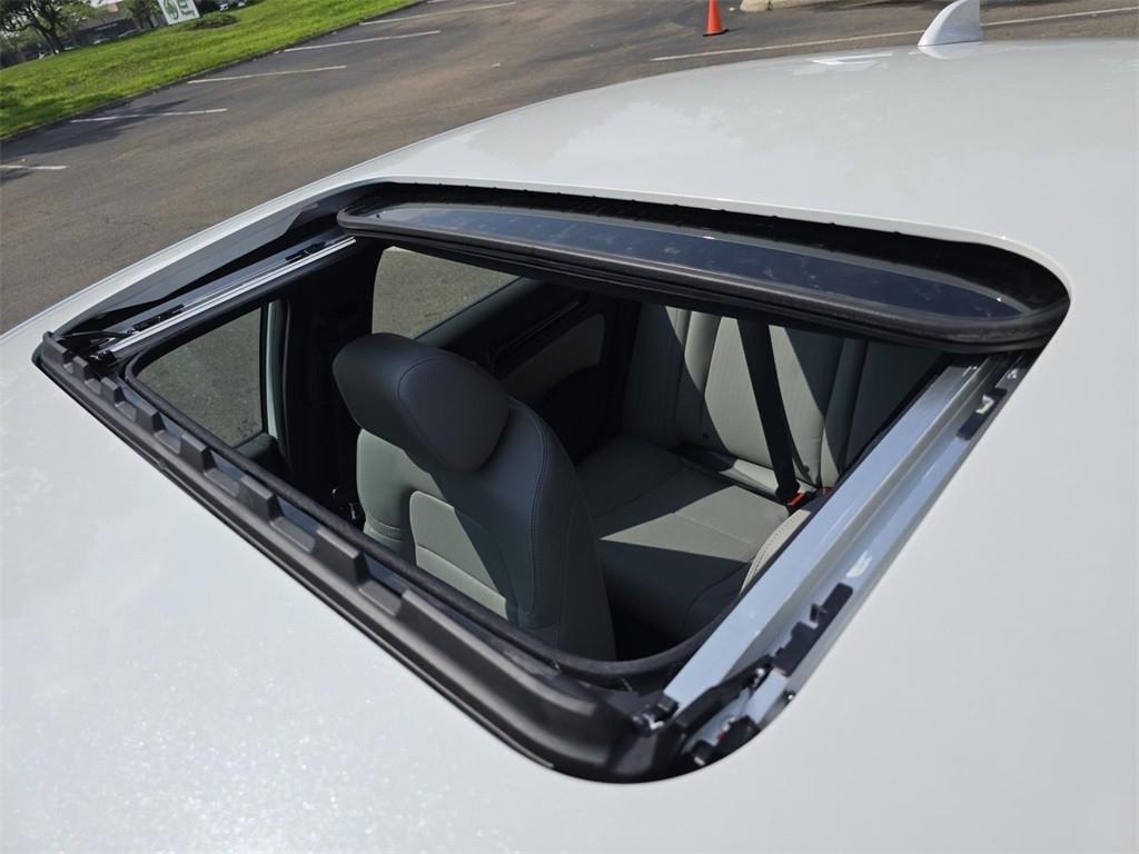 new 2025 Honda Civic Hybrid car, priced at $33,555
