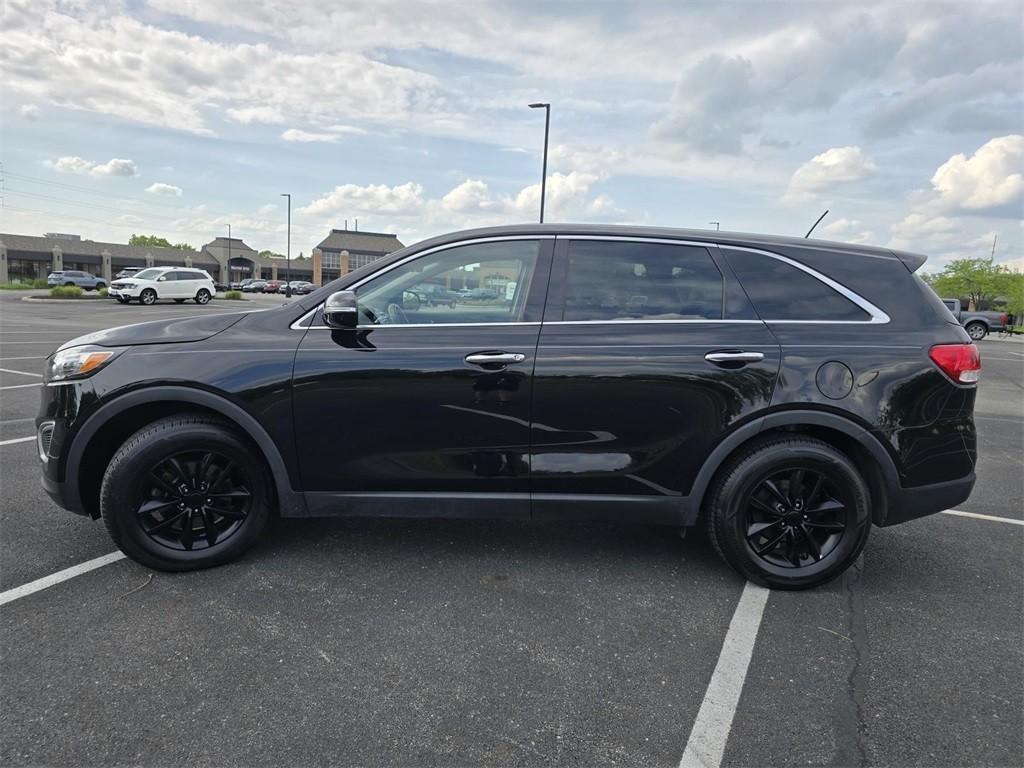 used 2018 Kia Sorento car, priced at $14,337