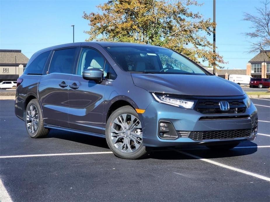 new 2025 Honda Odyssey car, priced at $48,005