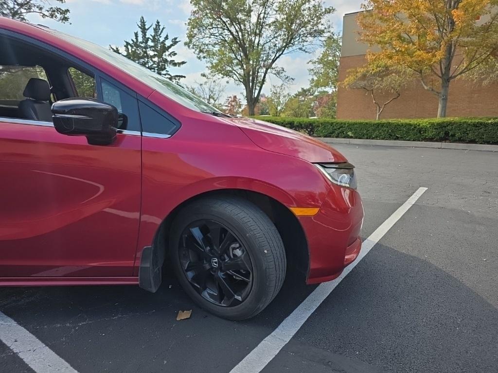 used 2024 Honda Odyssey car, priced at $38,300