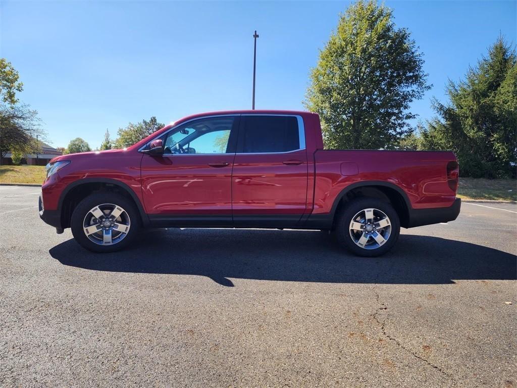 new 2025 Honda Ridgeline car, priced at $44,330