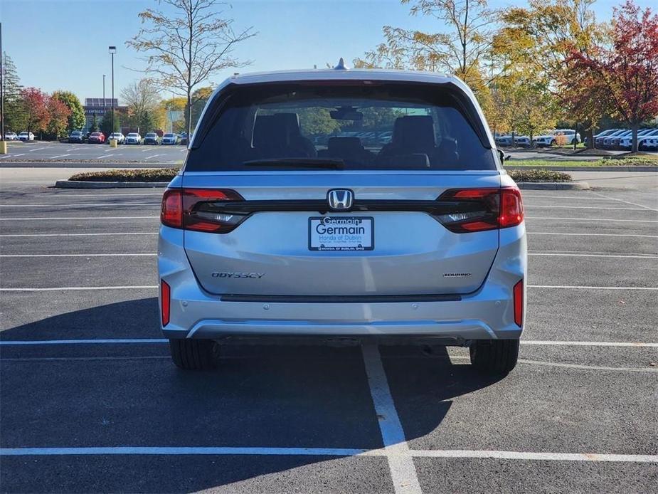 new 2025 Honda Odyssey car, priced at $48,005